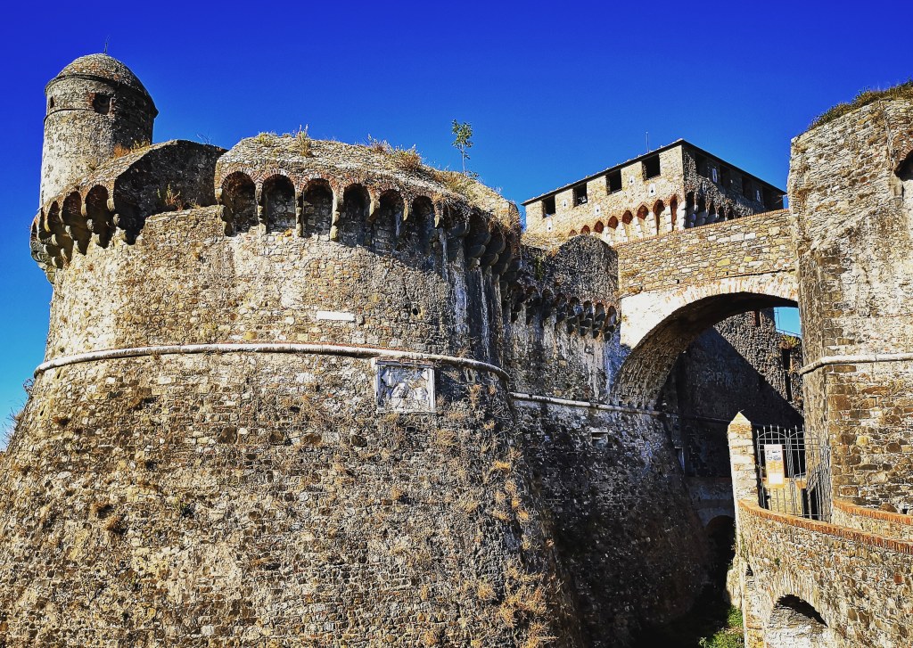 Fortezza di Sarzanello