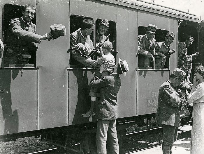 Militari italiani sulla tradotta