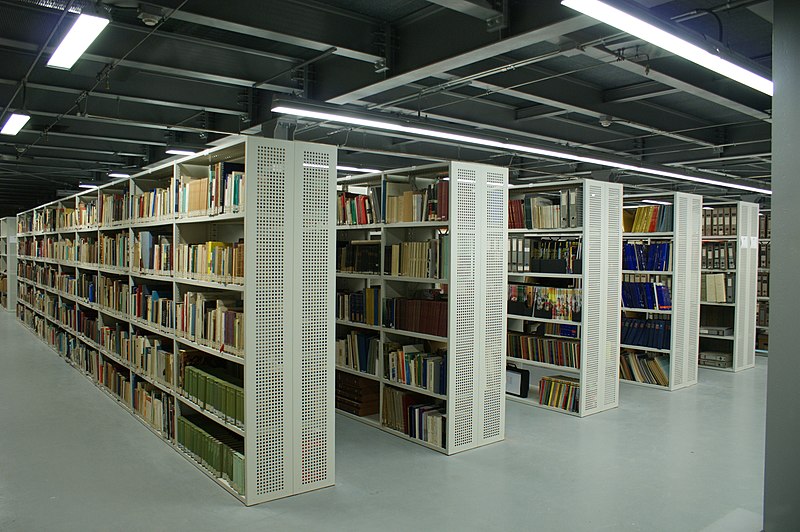 Scaffali archivio Fiat