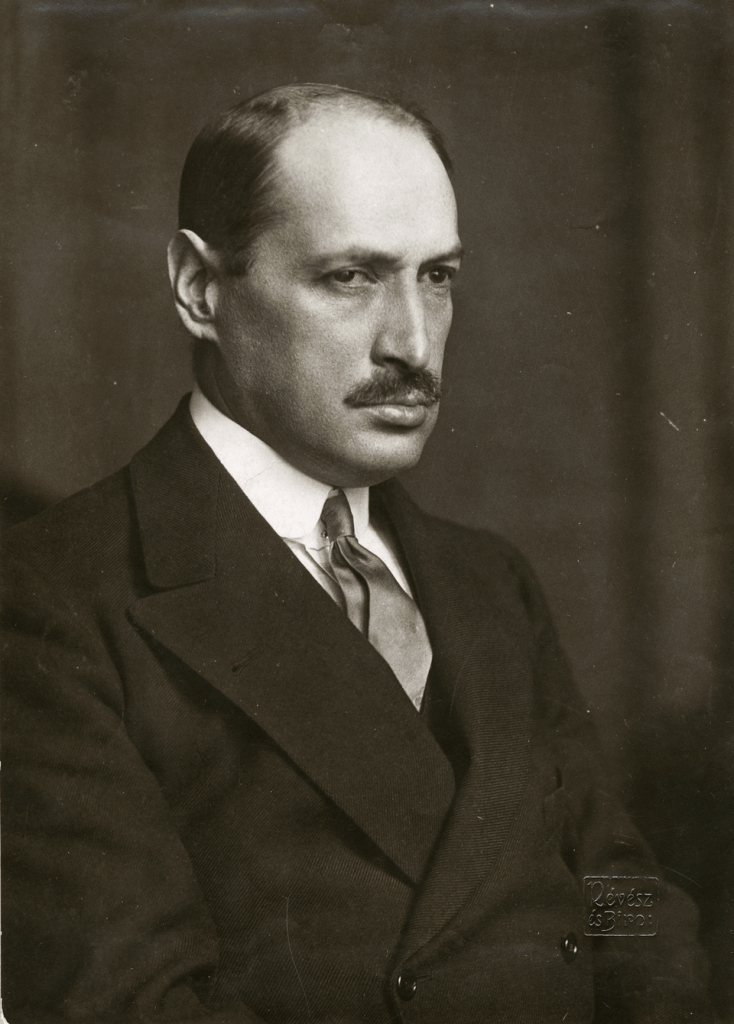 Mihály Károlyi